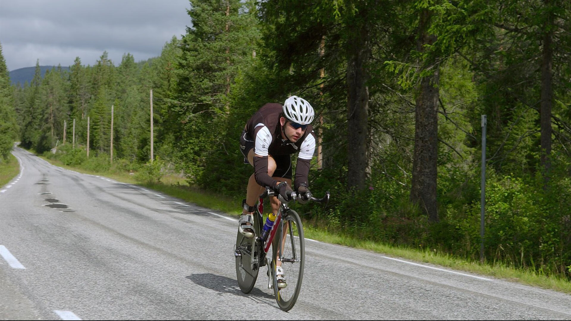绿茵场上的西决生死战，荷兰击败葡萄牙背后的战术革命与时代更迭
