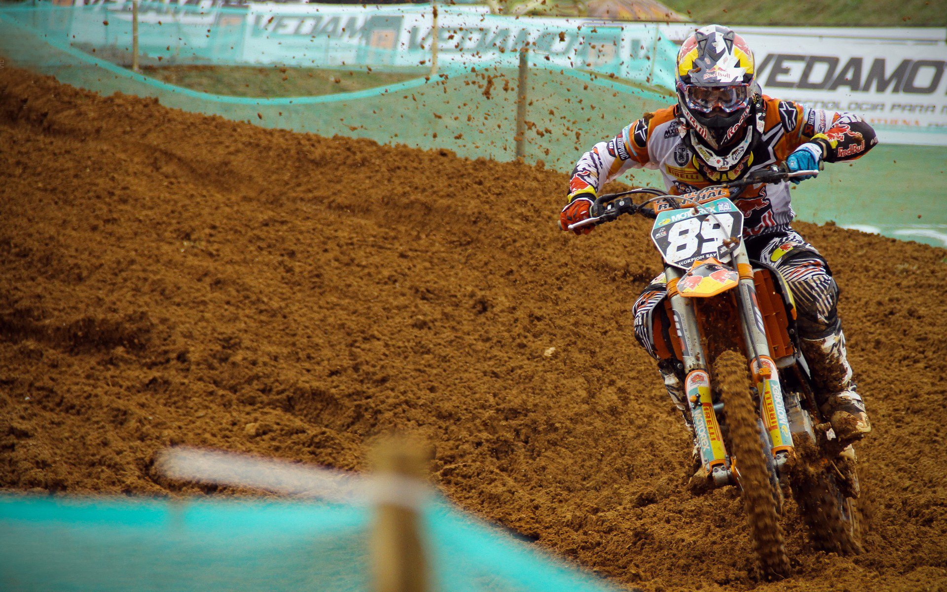 东决关键战焦点战，上海队稳稳拿下老鹰