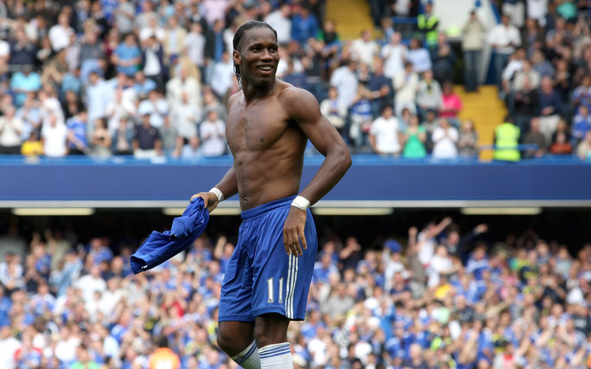 独行侠横扫太阳，戈贝尔如何以统治级表现改写系列赛叙事